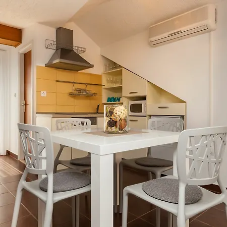 Livia Apartment